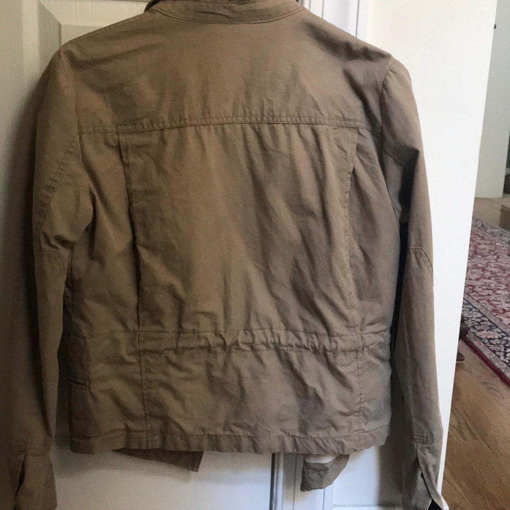 Tan jacket - Picture 4 of 4